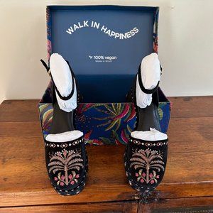 Farm RIo Black Velvet Embroidered Closed Toe Platform High Sandal, $ firm.